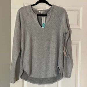 Nine Britton women's fleece pullover light gray, size M, NWT